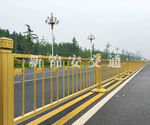 土豪金莲花护栏
